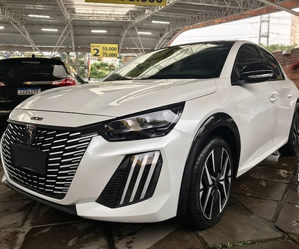 Peugeot 208 2025 Branco — foto 1 de 3
