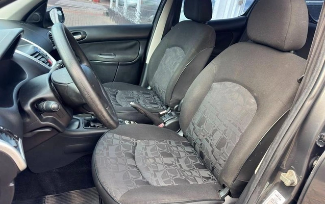 imagem-https://www.socarrao.com.br/sc-vehicle-images-prod/2375104/1789231671800-8153158_8_B_6ced7950a1.jpeg