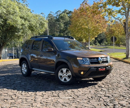 Renault Duster 2016 Marrom — foto 1 de 3