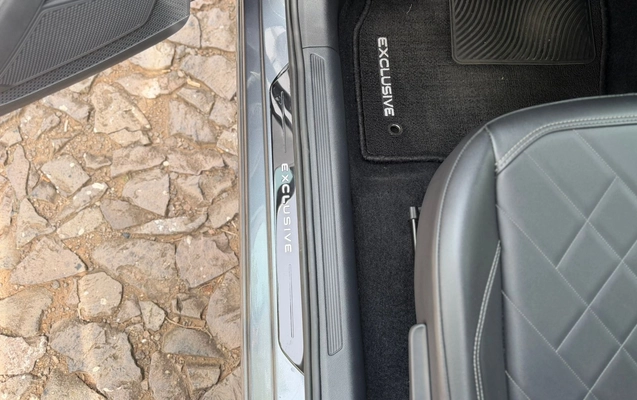 imagem-https://www.socarrao.com.br/sc-vehicle-images-prod/2375224/1783542594864-8bc3ba64-d97b-46df-94fa-f383a6757ff6.jpg