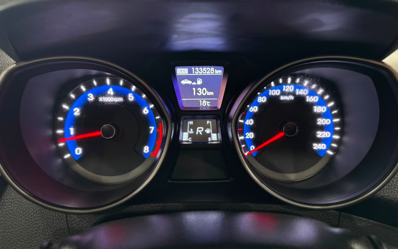 imagem-https://www.socarrao.com.br/sc-vehicle-images-prod/2375375/1782822413546-SHl1bmRhaSAgSTMwIDEuOCBDb21wbGV0byBUZXRvIFNvbGFyIDIwMTUgU3RlaW5iYWNoIE11bHRpbWFyY2FzIGVtIFNhbnRvIEFtYXJvIGRhIEltcGVyYXRyaXogU0MgMTguanBlZw.jpeg