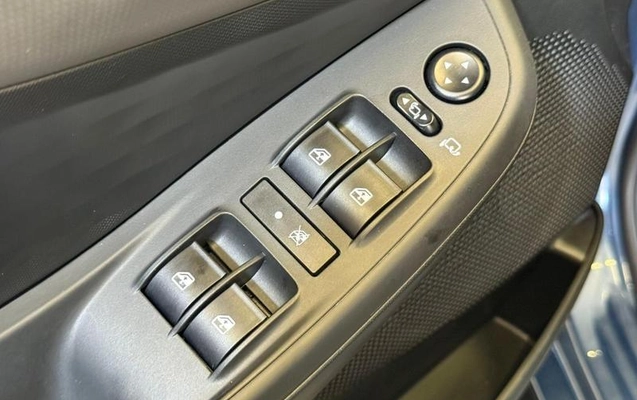 imagem-https://www.socarrao.com.br/sc-vehicle-images-prod/2376275/1786746377259-7905446_7_B_e067e9a3e5.jpeg