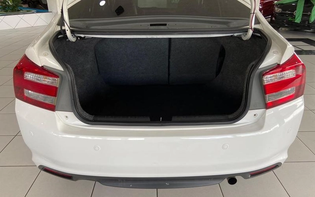 imagem-https://www.socarrao.com.br/sc-vehicle-images-prod/2376401/1789389415452-8229173_12_B_0d8fb25e22.jpeg