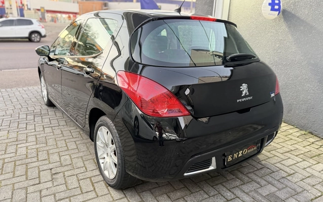 imagem-https://www.socarrao.com.br/sc-vehicle-images-prod/2376517/1784637611571-vehicle_image_1784637527_55b2d4225232cd34d60f7196f285e26f.jpeg