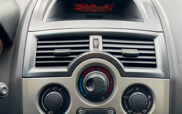 imagem-https://www.socarrao.com.br/sc-vehicle-images-prod/2376525/1782826864120-V2hhdHNBcHAgSW1hZ2UgMjAyNi0wNi0yNSBhdCAxMS4xMy4zMyBBTSAoMikuanBlZw.jpeg