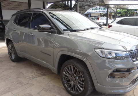 Jeep Compass 2022 Cinza — foto 1 de 3