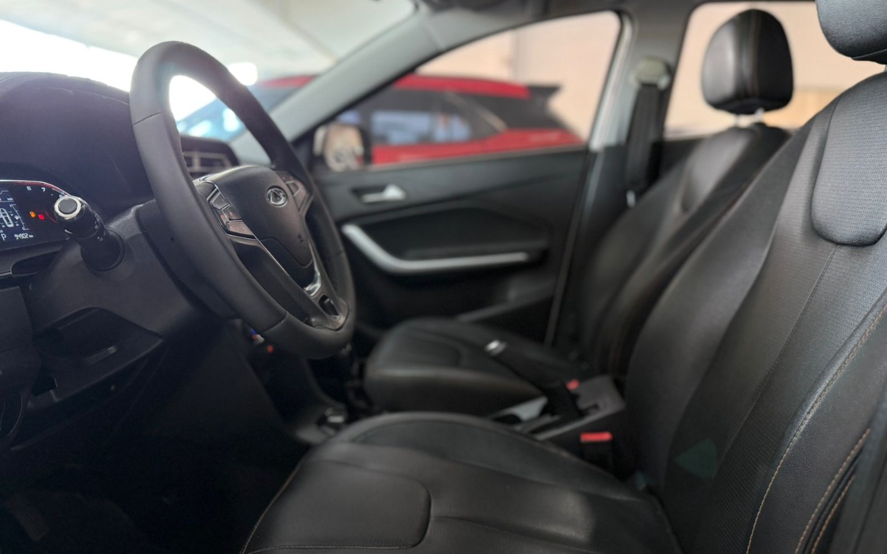 imagem-https://www.socarrao.com.br/sc-vehicle-images-prod/2376901/1782828200722-V2hhdHNBcHAgSW1hZ2UgMjAyNi0wMy0yNyBhdCAwOS4zOC4zMSAoMykuanBlZw.jpeg