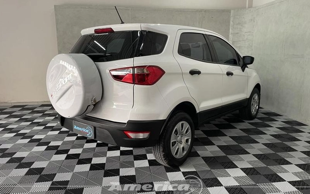 imagem-https://www.socarrao.com.br/sc-vehicle-images-prod/2376947/1789589258326-8232409_4_B_5c8921bc00.jpeg