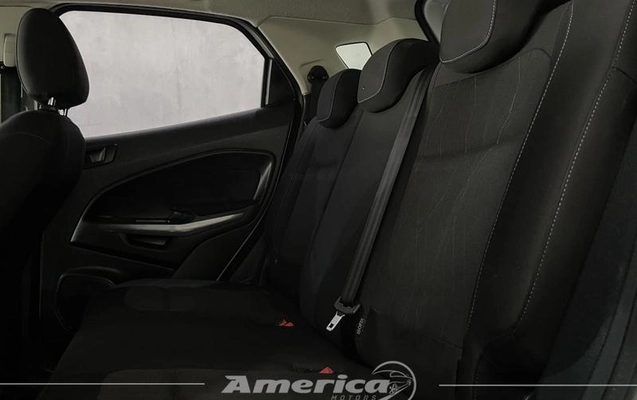imagem-https://www.socarrao.com.br/sc-vehicle-images-prod/2376947/1789589258338-8232409_10_B_4109da1b0d.jpeg