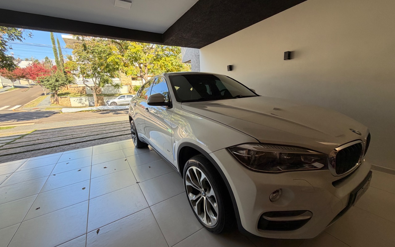 imagem-https://www.socarrao.com.br/sc-vehicle-images-prod/2377272/1782830321493-SU1HXzk0NDMuanBlZw.jpeg