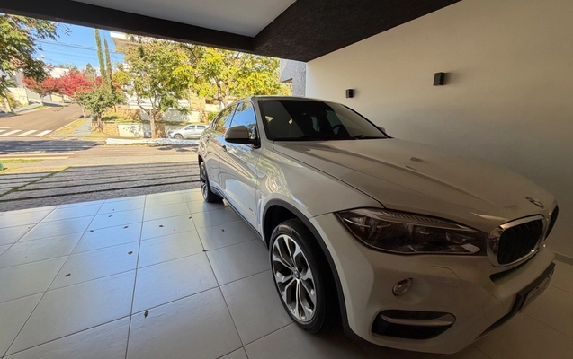 imagem-https://www.socarrao.com.br/sc-vehicle-images-prod/2377272/1782830321774-SU1HXzk0NDIuanBlZw.jpeg