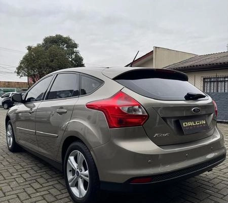 imagem-https://www.socarrao.com.br/sc-vehicle-images-prod/2377289/1785950280832-8167298_4_B_d9e8da0255.jpeg