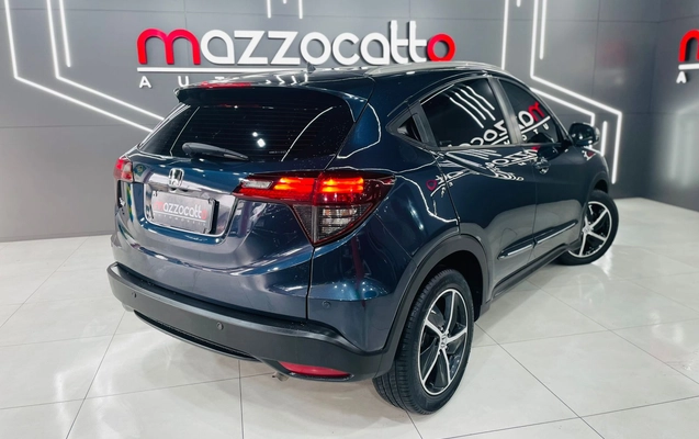 imagem-https://www.socarrao.com.br/sc-vehicle-images-prod/2377806/1782832348433-003_c417a2227992591ad51b397018785000.jpeg