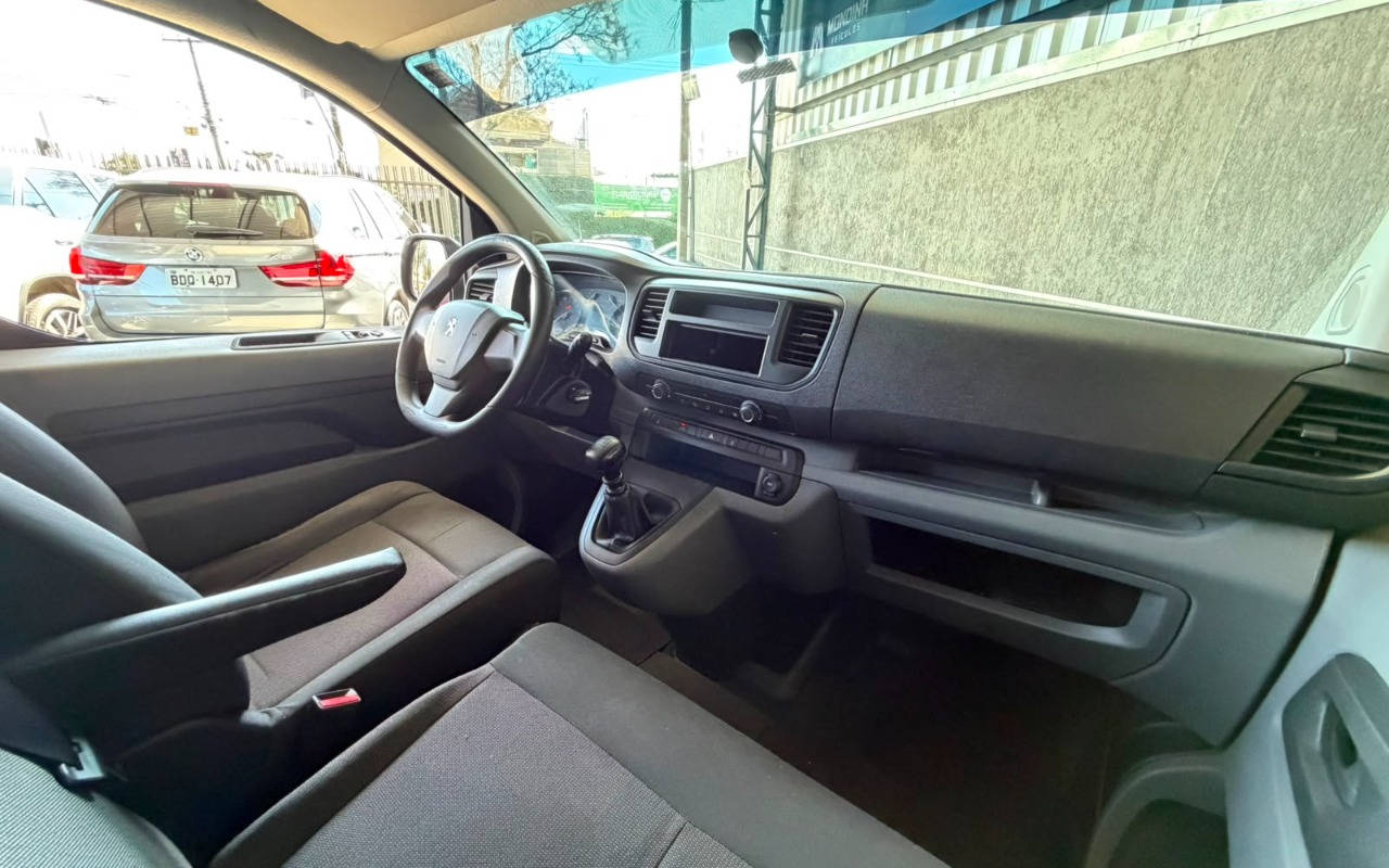 imagem-https://www.socarrao.com.br/sc-vehicle-images-prod/2378233/1782833970648-V2hhdHNBcHAgSW1hZ2UgMjAyNi0wNi0zMCBhdCAxMi4yOS4wNSAoMSkuanBlZw.jpeg
