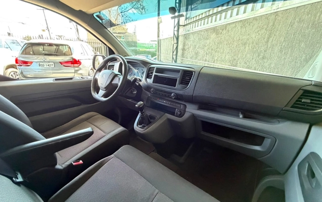 imagem-https://www.socarrao.com.br/sc-vehicle-images-prod/2378233/1782833970648-V2hhdHNBcHAgSW1hZ2UgMjAyNi0wNi0zMCBhdCAxMi4yOS4wNSAoMSkuanBlZw.jpeg