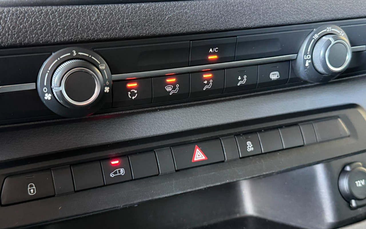 imagem-https://www.socarrao.com.br/sc-vehicle-images-prod/2378233/1782833970701-V2hhdHNBcHAgSW1hZ2UgMjAyNi0wNi0zMCBhdCAxMi4yOS4wNSAoMikuanBlZw.jpeg