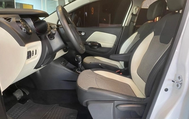 imagem-https://www.socarrao.com.br/sc-vehicle-images-prod/2378235/1782834496953-640_480_renault-captur-intense-1-6-16v-sce-x-tronic-18-19-eaefd5-18.jpg