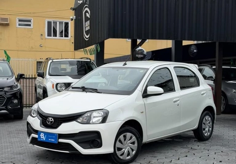 Toyota Etios 2020 Branco — foto 1 de 3