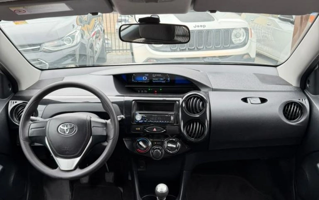 imagem-https://www.socarrao.com.br/sc-vehicle-images-prod/2379434/1782838559082-69436a43f394c27b4.jpeg