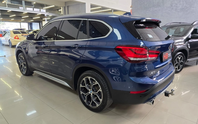 imagem-https://www.socarrao.com.br/sc-vehicle-images-prod/2379437/1788461730281-IUgQnoSzLvAllm3TrLcbehd3FrtLUIp2.jpg