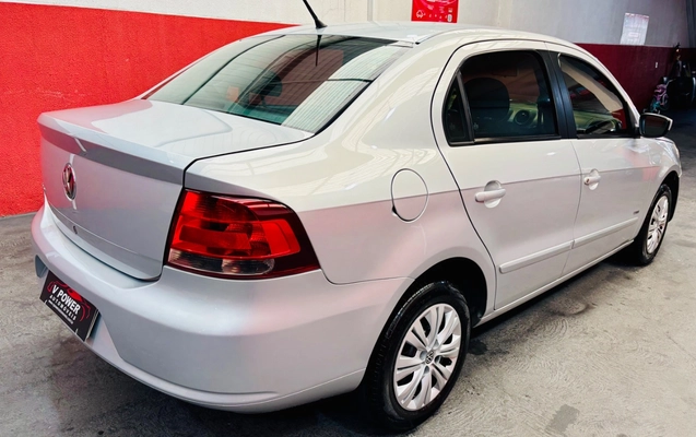 imagem-https://www.socarrao.com.br/sc-vehicle-images-prod/2379853/1782840337462-SU1HXzY4MzIuanBlZw.jpeg