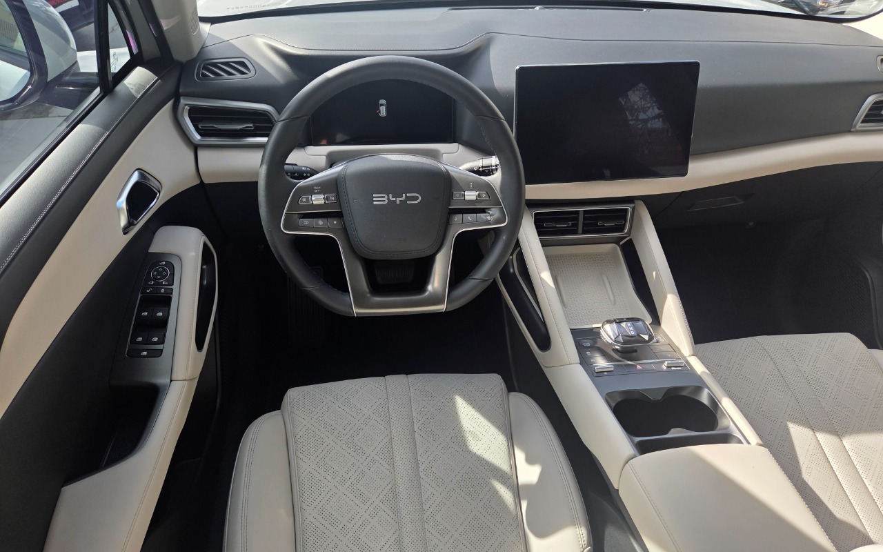 imagem-https://www.socarrao.com.br/sc-vehicle-images-prod/2379854/1782840370405-MjAyNjA2MzBfMTMzMDEzLmpwZw.jpg