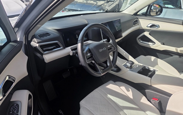 imagem-https://www.socarrao.com.br/sc-vehicle-images-prod/2379854/1782840370533-MjAyNjA2MzBfMTMzMDAxLmpwZw.jpg