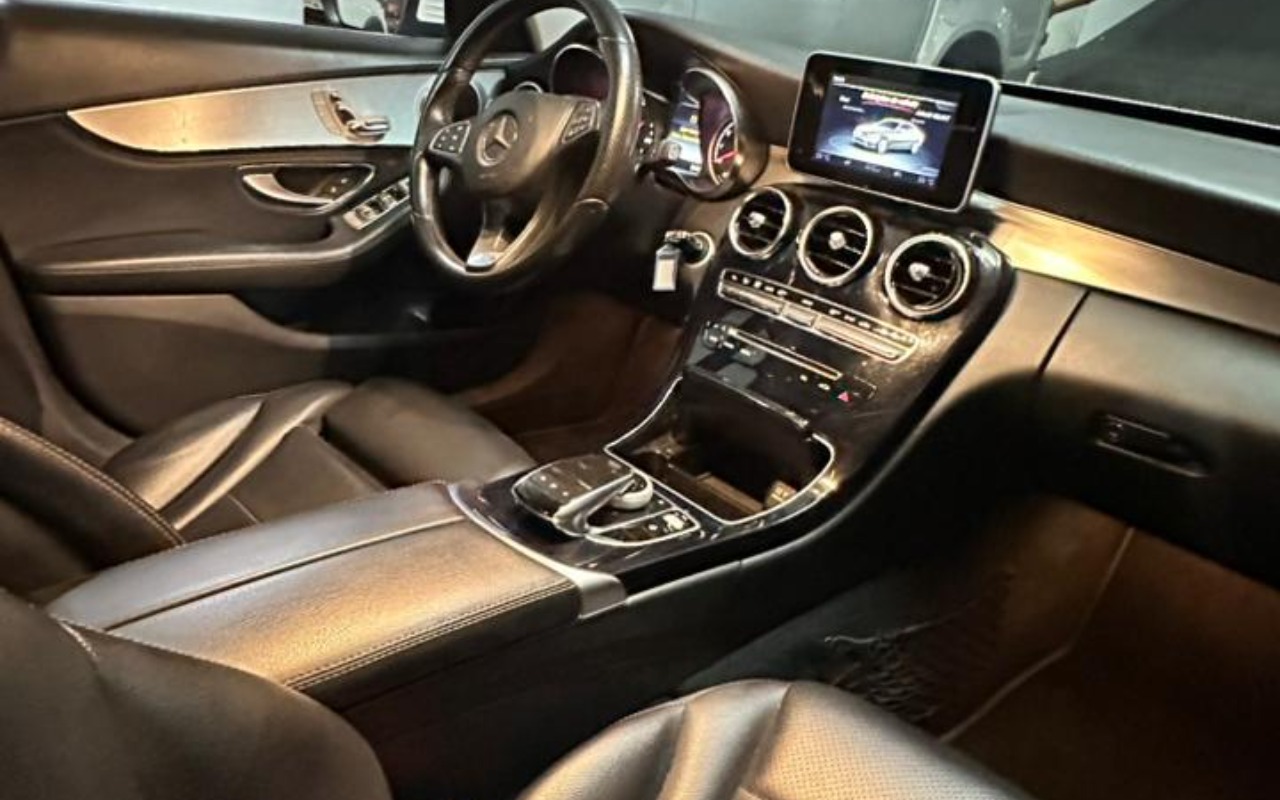 imagem-https://www.socarrao.com.br/sc-vehicle-images-prod/2380419/1782842761228-bWVyY2VkZXMyLmpwZWc.jpeg