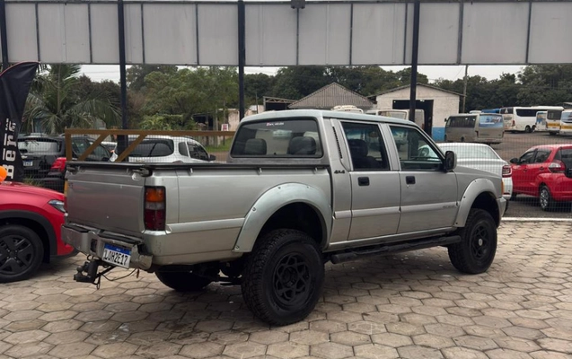 imagem-https://www.socarrao.com.br/sc-vehicle-images-prod/2380653/1782843199308-SHIYzRvwceM6DCuN8gXEsF6EBBqAxhI4.jpg