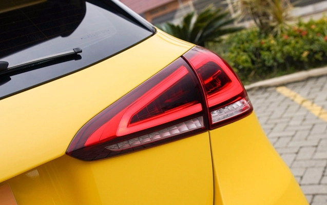 imagem-https://www.socarrao.com.br/sc-vehicle-images-prod/2380766/1787921774036-57d7ac6c88654a46a94e9e8f95d26ab8_1782843307496.jpg
