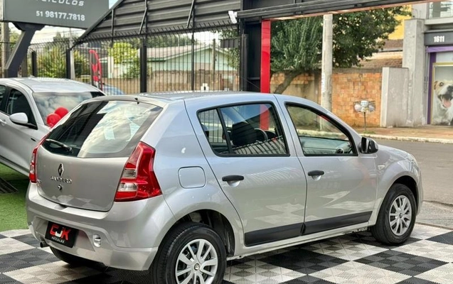 imagem-https://www.socarrao.com.br/sc-vehicle-images-prod/2380807/1787924987816-8211057_3_B_341722fb65.jpeg