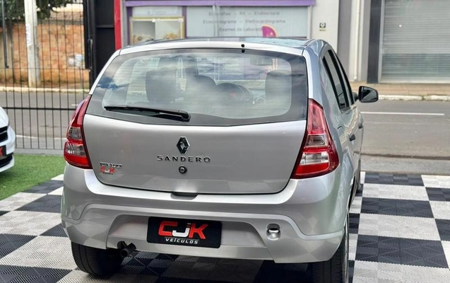 imagem-https://www.socarrao.com.br/sc-vehicle-images-prod/2380807/1787924987817-8211057_2_B_2994f853cd.jpeg