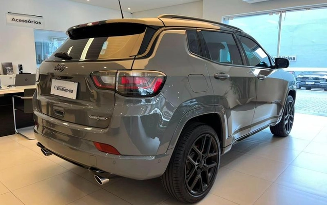 imagem-https://www.socarrao.com.br/sc-vehicle-images-prod/2381195/1787256394901-8234759_3_B_9b48c421f8.jpeg