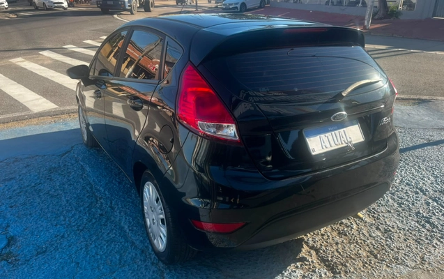imagem-https://www.socarrao.com.br/sc-vehicle-images-prod/2381401/1788358103725-8c3151ea-4b09-4d0f-9ba3-521339494504.jpg