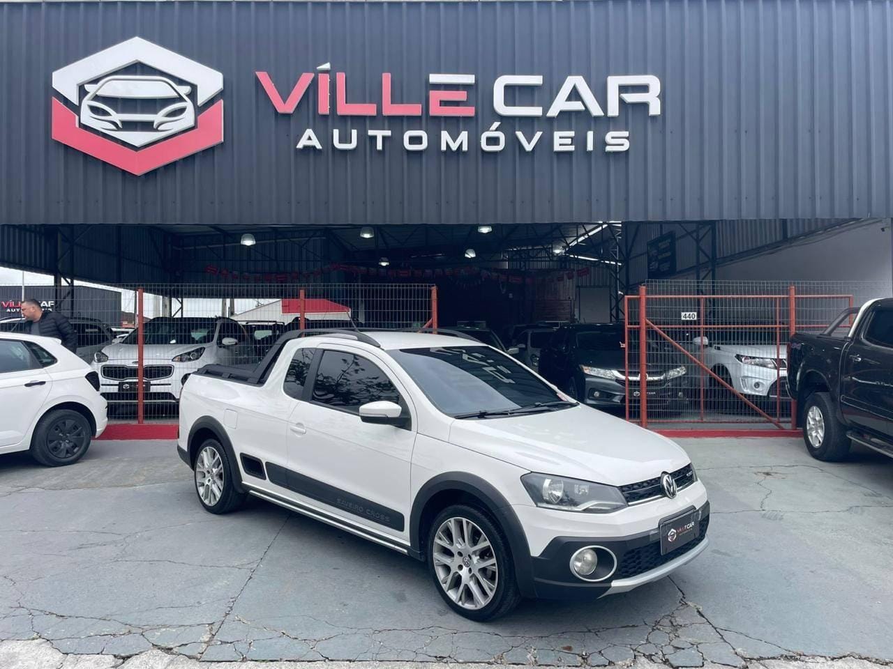 Volkswagen Saveiro 2014 Branco — foto 1 de 3