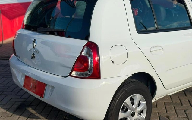imagem-https://www.socarrao.com.br/sc-vehicle-images-prod/2381614/1785852699769-8233810_9_B_1d8bde0579.jpeg