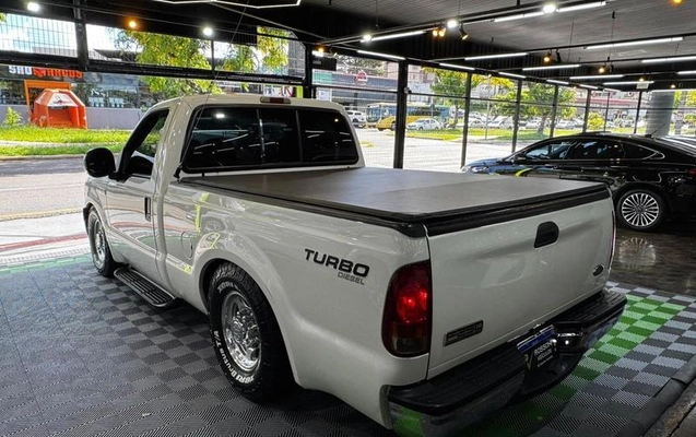 imagem-https://www.socarrao.com.br/sc-vehicle-images-prod/2382183/1789053443315-7741273_5_B_6c52ee88bf.jpeg