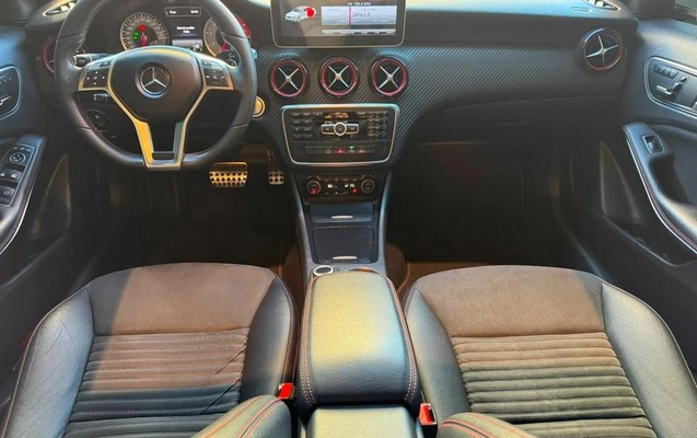 imagem-https://www.socarrao.com.br/sc-vehicle-images-prod/2382899/1788878756067-8235296_9_B_d80e1ebc0b.jpeg