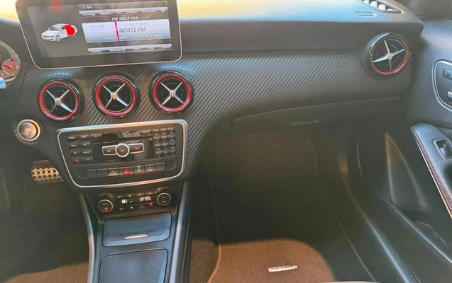 imagem-https://www.socarrao.com.br/sc-vehicle-images-prod/2382899/1788878756073-8235296_9_B_fafc2aa32c.jpeg