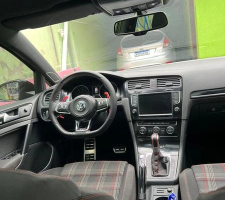 imagem-https://www.socarrao.com.br/sc-vehicle-images-prod/2382945/1786561438687-8233567_7_B_330cf119da.jpeg