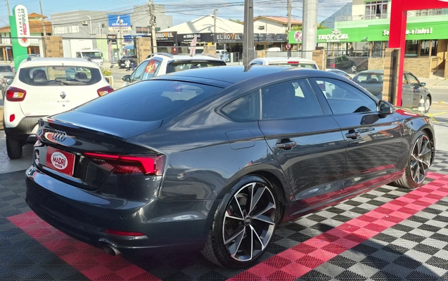 imagem-https://www.socarrao.com.br/sc-vehicle-images-prod/2383268/1788178593799-003_1bd1f88be64d90201f38183e3c6a0648.jpg