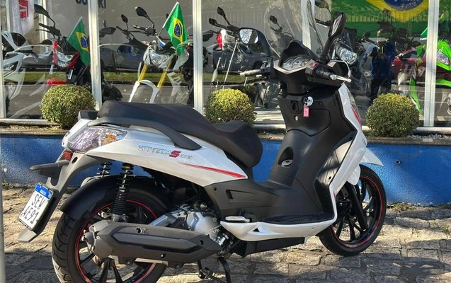 imagem-https://www.socarrao.com.br/sc-vehicle-images-prod/2383344/1783719459872-8053929_0_B_fc339512cb.jpeg