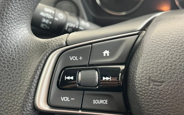imagem-https://www.socarrao.com.br/sc-vehicle-images-prod/2383737/1782853388329-d011bcfd-459f-472e-ab3d-71b281c984de.jpg