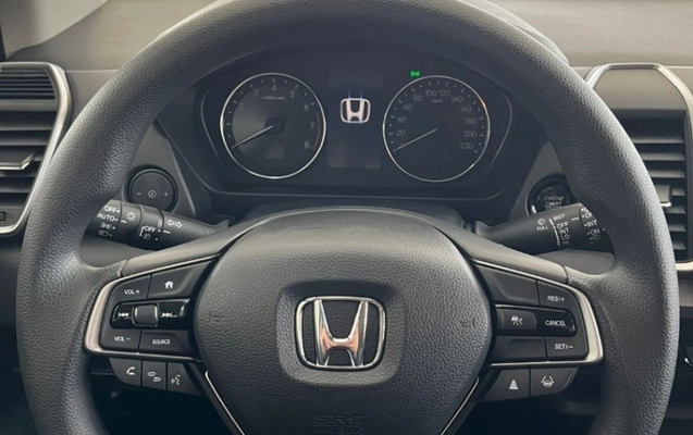 imagem-https://www.socarrao.com.br/sc-vehicle-images-prod/2383737/1782853388330-2d56b432-ed83-4111-9e91-0ed77f84b3a9.jpg