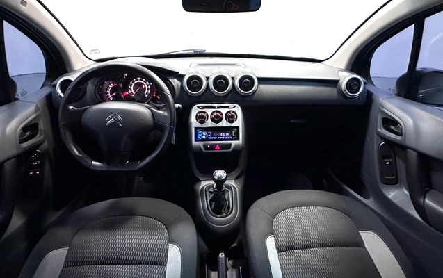 imagem-https://www.socarrao.com.br/sc-vehicle-images-prod/2383778/1788187744899-aa6fc78f-cfdf-4546-9b2a-7cb6f930ce78.jpg