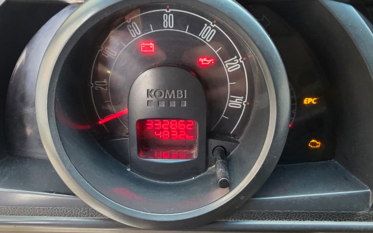 imagem-https://www.socarrao.com.br/sc-vehicle-images-prod/2384297/1782856475301-V2hhdHNBcHAgSW1hZ2UgMjAyNi0wNi0zMCBhdCAxNy4wOC4zMyAoMykuanBlZw.jpeg
