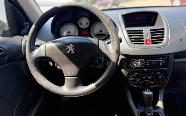 imagem-https://www.socarrao.com.br/sc-vehicle-images-prod/23843/1769988366834-7258000OR_1769708972_75_130.jpg
