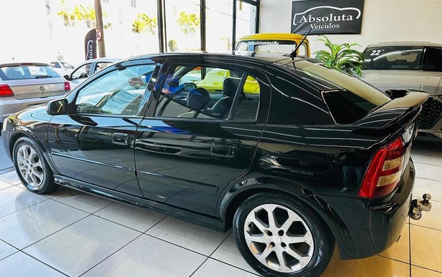 imagem-https://www.socarrao.com.br/sc-vehicle-images-prod/2385915/1790093275354-8202873_7_B_cde42695ac.jpeg
