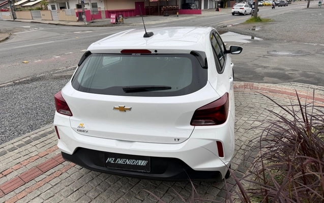 imagem-https://www.socarrao.com.br/sc-vehicle-images-prod/2386449/1788377413000-201bd392f2a74986baaf8ea745151686_1782865186164.jpg