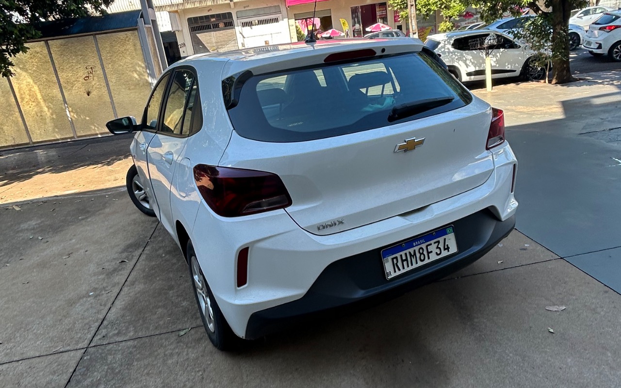 imagem-https://www.socarrao.com.br/sc-vehicle-images-prod/2386883/1782868206035-SU1HXzg3NjkuanBlZw.jpeg